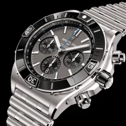 Breitling Super Chronomat B01 EB0136251M1E1