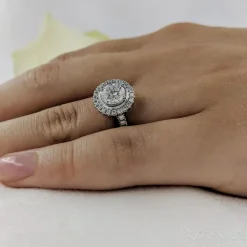 Cluster 0.80ct E SI1 Diamond Platinum Ring