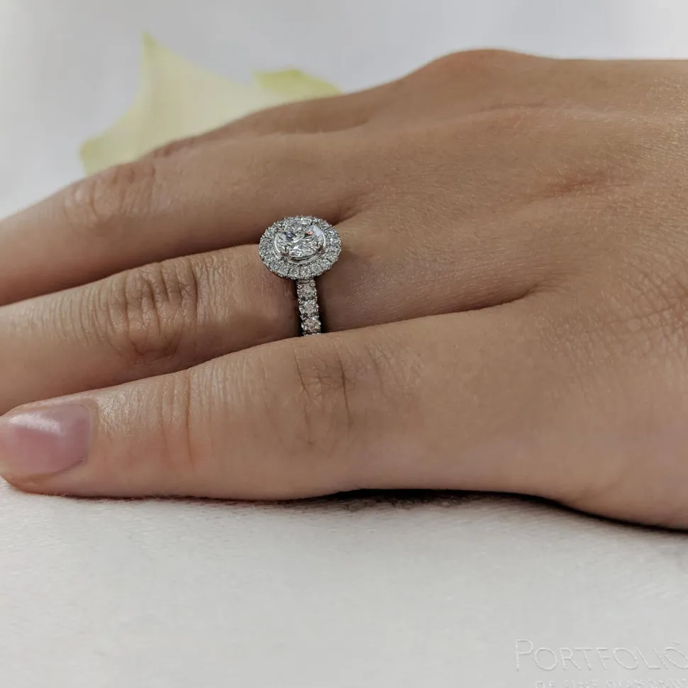 Cluster 0.30ct F VS2 Diamond Platinum Ring