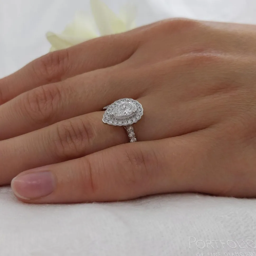Cluster 0.39ct G SI1 Diamond Platinum Ring