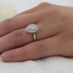Cluster 0.32ct G SI1 Diamond Platinum Ring