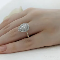 Cluster 0.70ct G SI1 Diamond Yellow Gold/Platinum Ring
