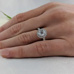 Cluster 0.70ct H VS2 Diamond Platinum Ring
