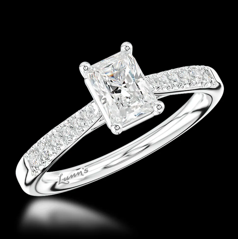 Solitaire 0.70ct F VS2 Diamond Platinum Ring