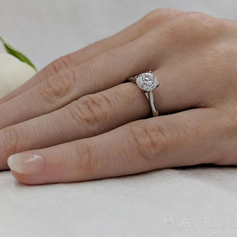 Solitaire 0.90ct F VS2 Diamond Platinum Ring