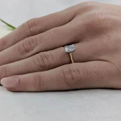 Solitaire 0.70ct F VS2 Diamond Yellow Gold/Platinum Ring