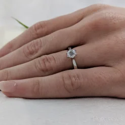Solitaire 0.40ct G SI1 Diamond Platinum Ring