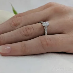 Solitaire 0.40ct G SI1 Diamond Platinum Ring