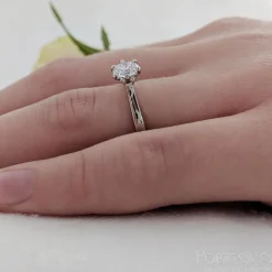 Solitaire 0.70ct G VS2 Diamond Platinum Ring