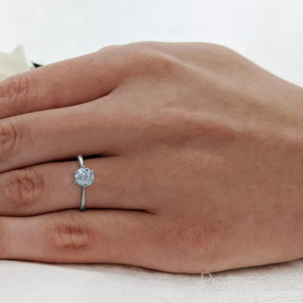 Solitaire 0.70ct G VS2 Diamond Platinum Ring