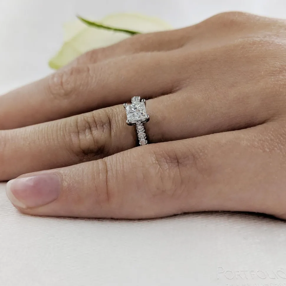 Solitaire 0.30ct G VS2 Diamond Platinum Ring