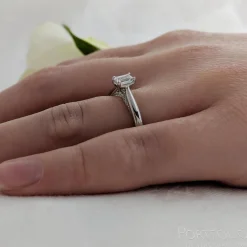 Solitaire 0.40ct G VVS1 Diamond Platinum Ring