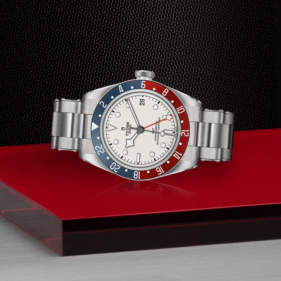 TUDOR Black Bay 41 GMT M79830RB-0010