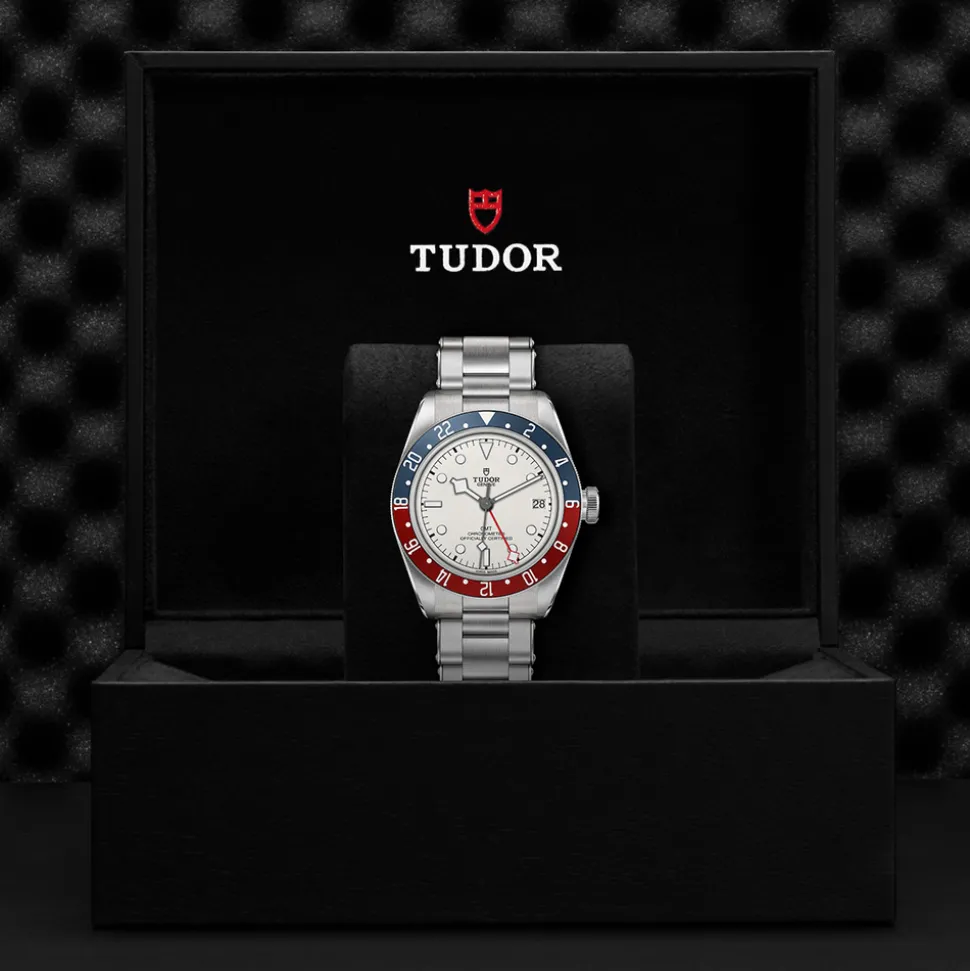 TUDOR Black Bay 41 GMT M79830RB-0010